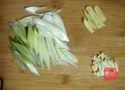 大葱炒牛肉的做法图解3