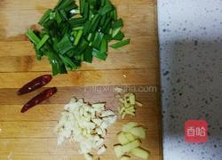 青笋鸡蛋炒肉片的做法图解4