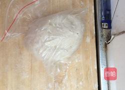 荠菜水饺的做法图解1