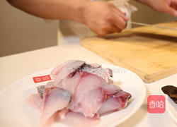 湘味上汤浸鲜鱼的做法图解1