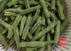 油焖无筋豆的做法图解1