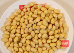 黄豆炒水疙瘩的做法图解1
