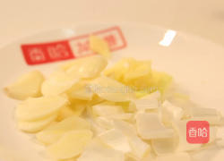 尖椒炒培根的做法图解2