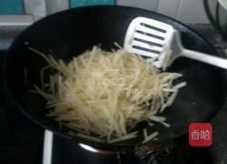 老陈醋爆炒土豆丝的做法图解3