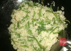 双色炒饭的做法图解5