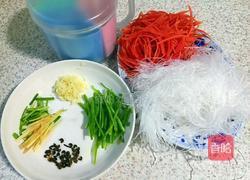 蒜香胡萝卜粉丝的做法图解1
