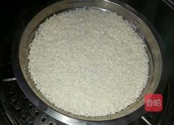 蛋黄糯米蒸的做法图解2