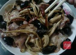 金针云耳蒸滑鸡的做法图解6
