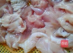 毛豆炒鸡腿肉的做法图解1