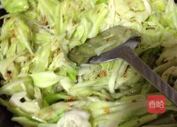 油渣炒莲白的做法图解4