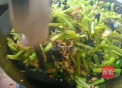 木耳莴笋炒肉的做法图解5