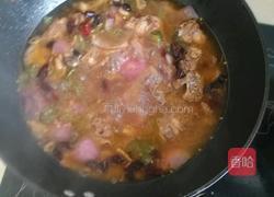 鸡肉焖饼的做法图解14