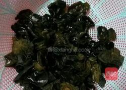 木耳鸡蛋蒸饺的做法图解1