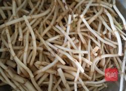 凉拌侧耳根的做法图解1