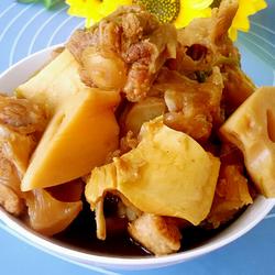 莲藕炖牛尾的做法[图]