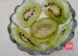 樱花糖粉巧克力冰淇淋的做法图解3