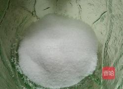 自制出油咸鸡蛋的做法图解2