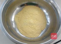 香煎玉米饼的做法图解1