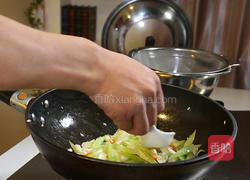 芹菜炒百合的做法图解8