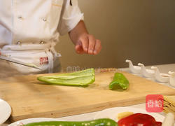 尖椒炒豆皮的做法图解1