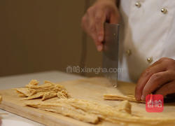 腐竹肉片的做法图解1