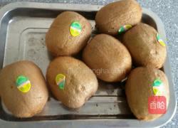 猕猴桃Q弹糕的做法图解1