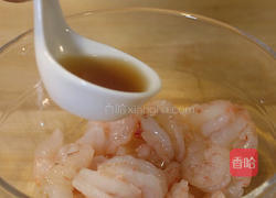 西兰花炒虾仁的做法图解5