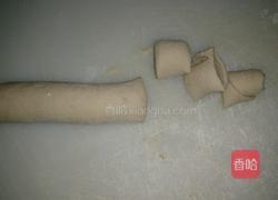 鱼泥酥的做法图解1