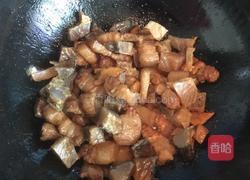 五花肉烧咸鱼的做法图解4