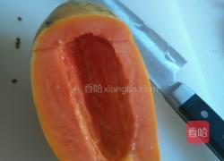 冰糖炖木瓜的做法图解1