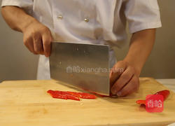 杏鲍菇炒肉片的做法图解3