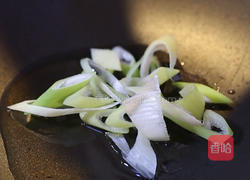 芹菜炒肉絲的做法圖解8