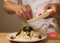 皮蛋豆腐的做法图解5