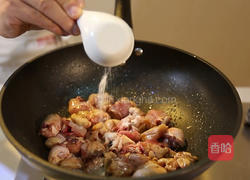 土豆烧鸡块的做法图解6