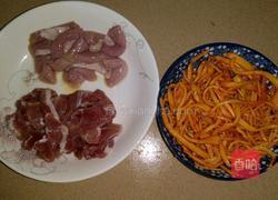 鲜虫草花猪展肉粉肠汤的做法图解1