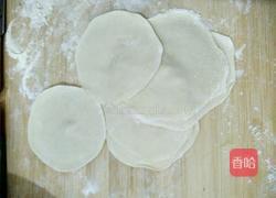 韭菜鸡蛋饺子的做法图解10