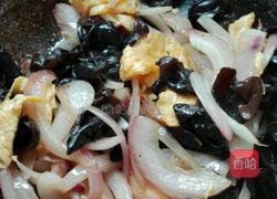 木耳洋葱炒鸡蛋的做法图解12