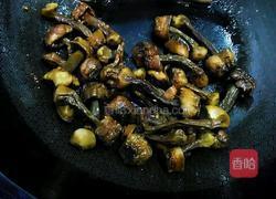 姬松茸炒肉的做法图解13