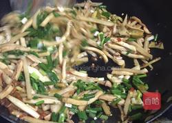 酸辣鱿鱼丝的做法图解4