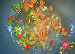 酸萝卜炒肉的做法图解6