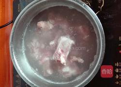 玉米山药炖排骨的做法图解2