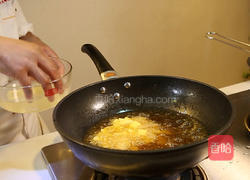 黑椒炒鸭丁的做法图解5