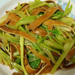 芹菜炒豆干的做法[图]