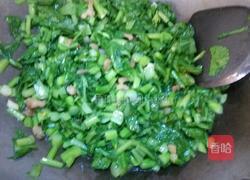 油渣炒菜心末的做法图解9