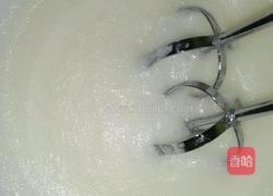 戚风蛋糕的做法图解5