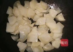辣白菜炒土豆片的做法图解4