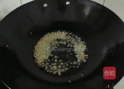 韭菜鸡蛋火腿饺子的做法图解4