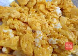 木耳尖椒炒鸡蛋的做法图解5