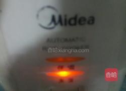 手撕鱿鱼丝（电饭煲版）的做法图解2