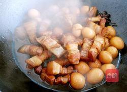 红烧肉炖鹌鹑蛋的做法图解9